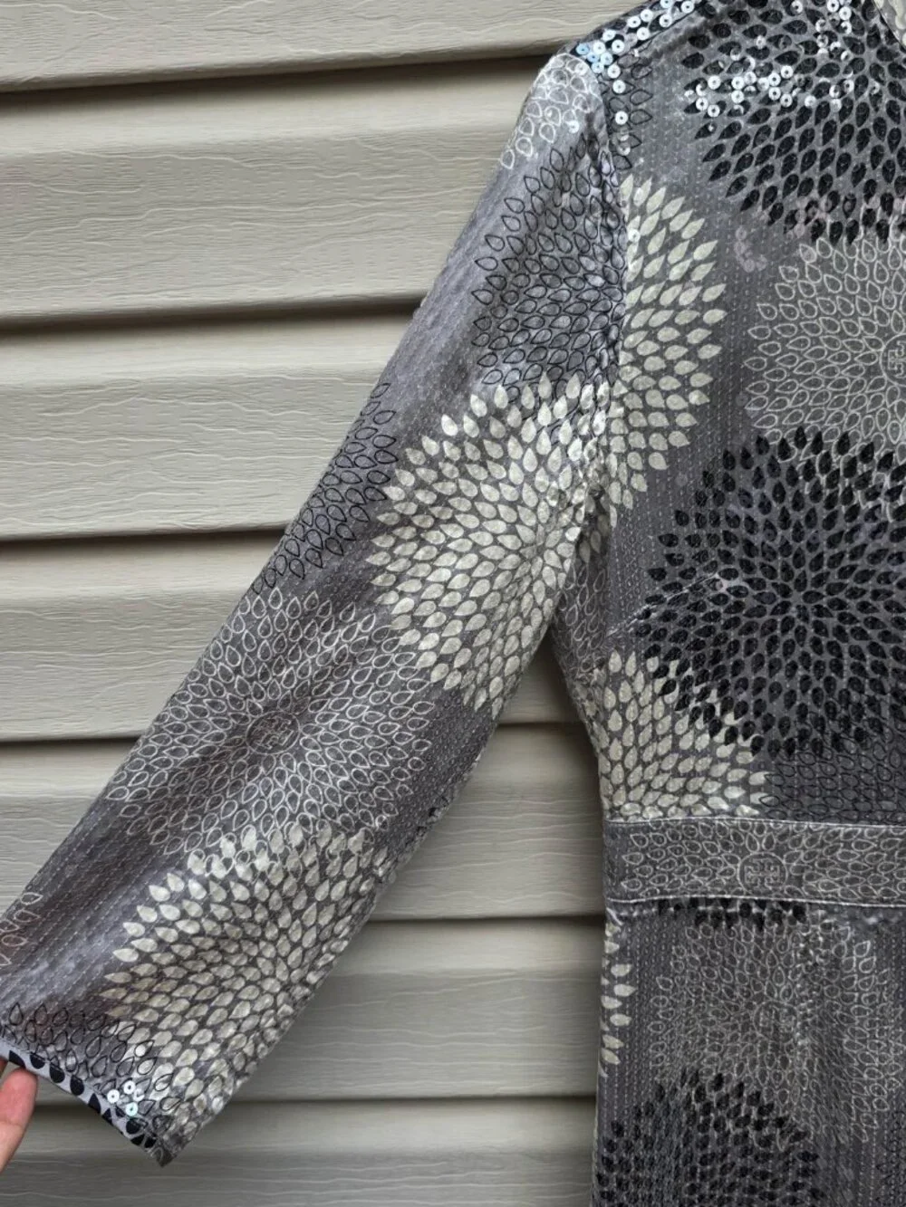 Tory Burch Wendy Silk Sequin Tunic Dress Top Gray Silver Size 8 Party Cocktail